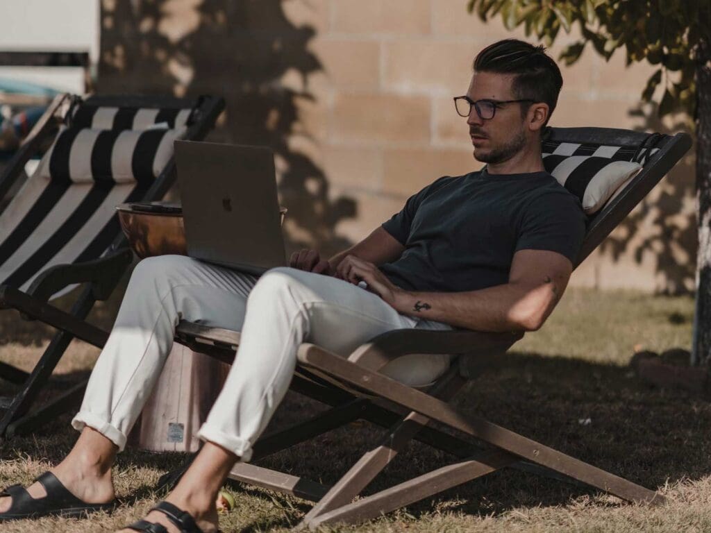 How to manage influencers effectively